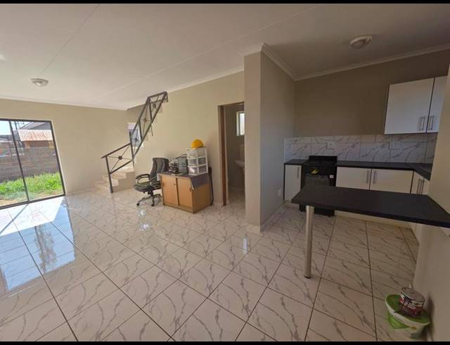 2 BEDROOM DUPLEX FOR SALE IN BUHLE PARK